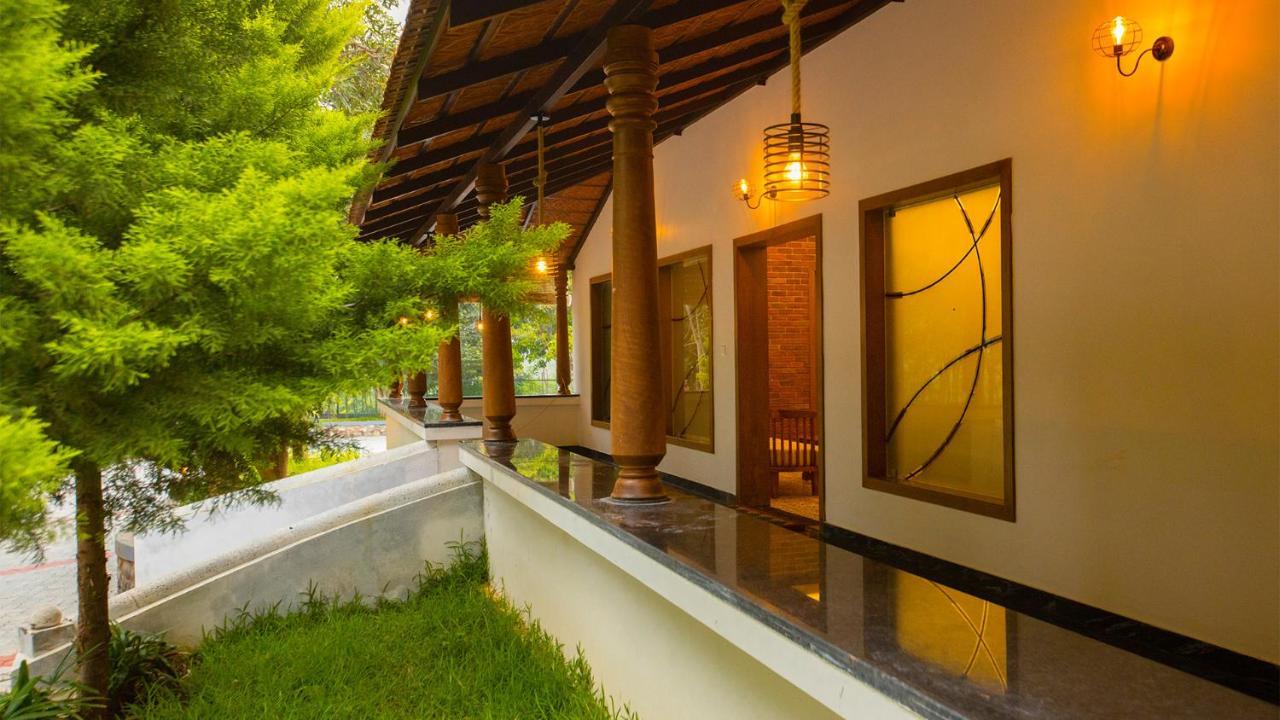 Aara Jungle Resort Coimbatore Buitenkant foto