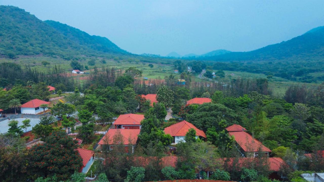 Aara Jungle Resort Coimbatore Buitenkant foto