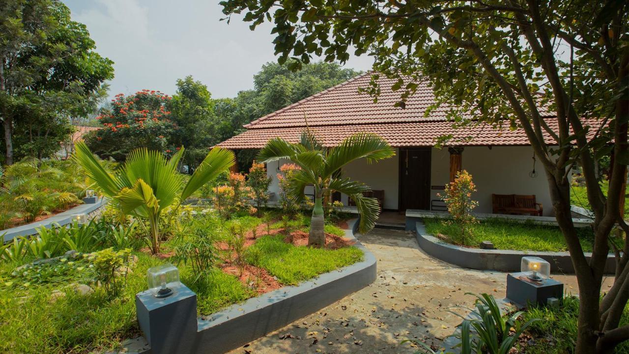 Aara Jungle Resort Coimbatore Buitenkant foto