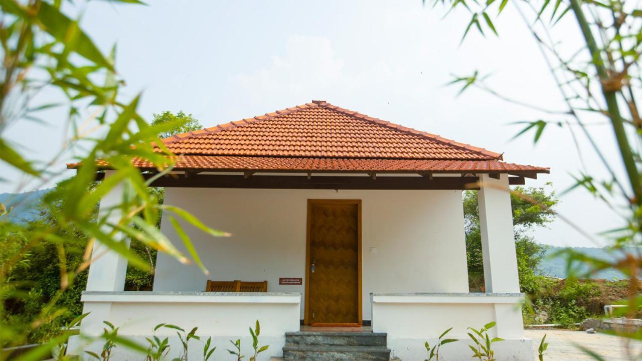 Aara Jungle Resort Coimbatore Buitenkant foto