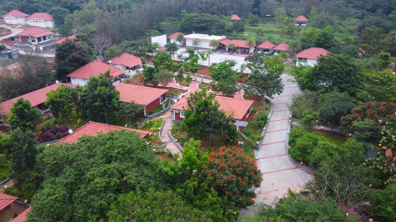 Aara Jungle Resort Coimbatore Buitenkant foto
