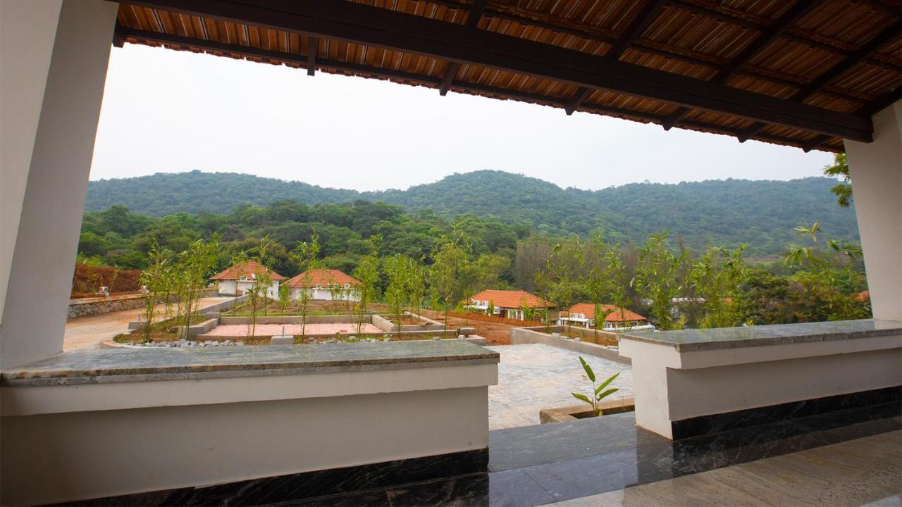 Aara Jungle Resort Coimbatore Buitenkant foto